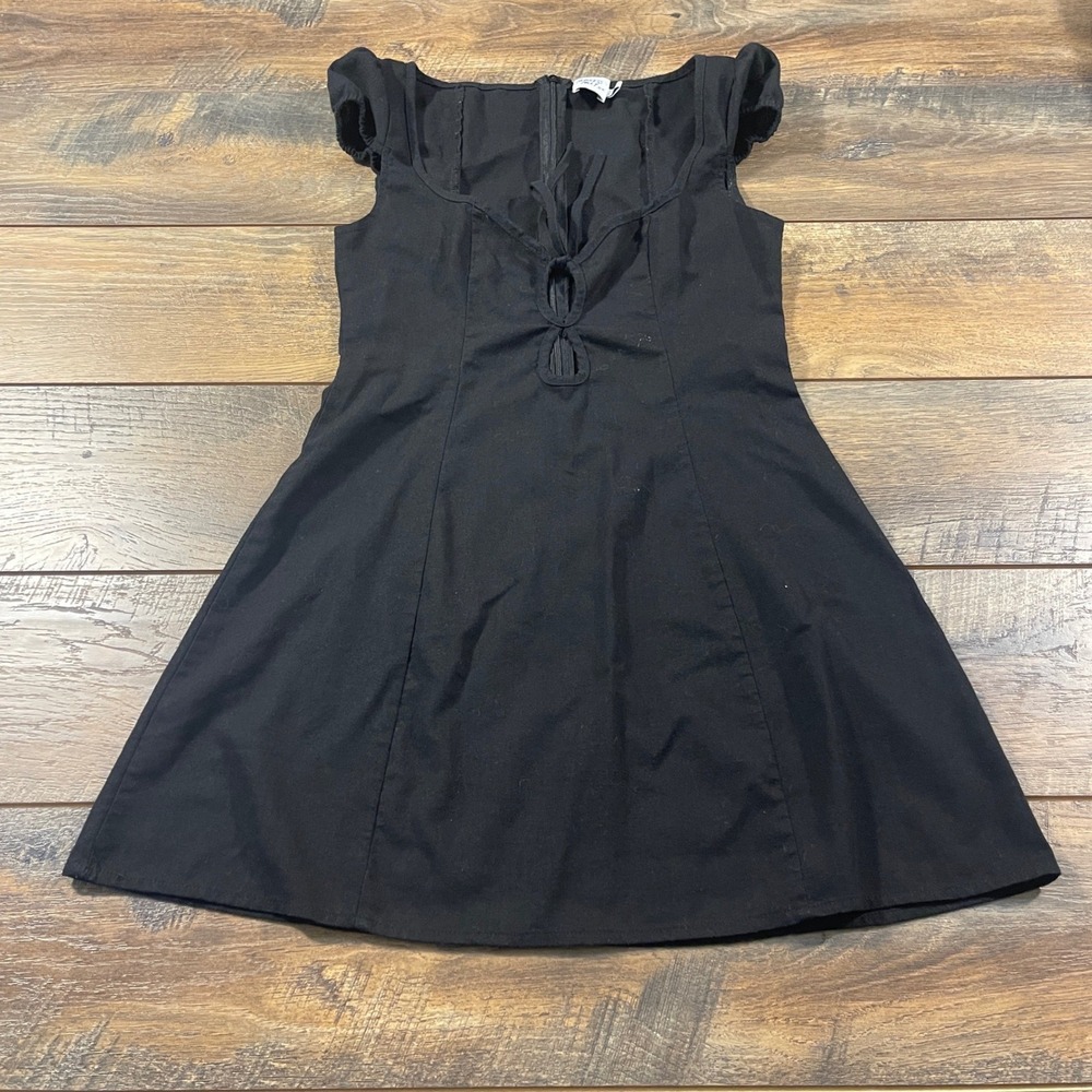 Princess Polly Black Cotton Linen Keyhole Tie Front Mini Dress Size US 4 Goth